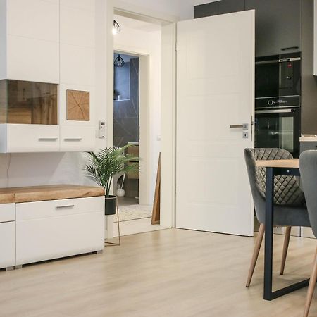 בוקרשט The Next Door Apartaments מראה חיצוני תמונה