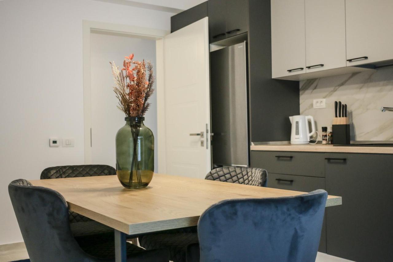 בוקרשט The Next Door Apartaments מראה חיצוני תמונה